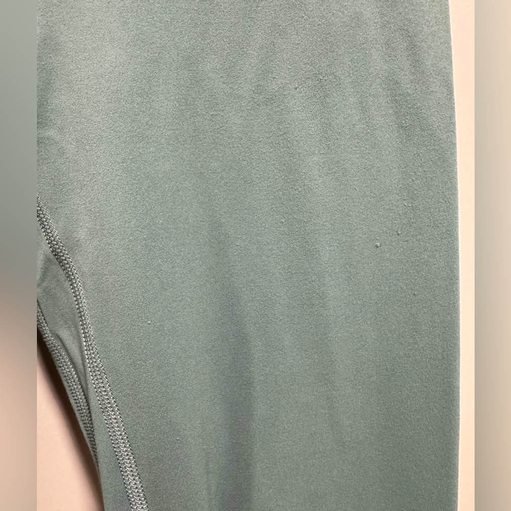 Lululemon Align Scalloped Hem HR 23” Leggings - Picture 9 of 12